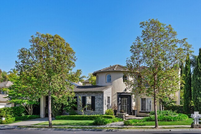 Primary Photo - Luxury Living in San Clemente – 5 Bed, 3.5...