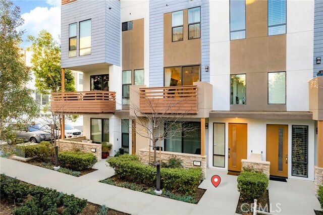 Building Photo - 657 Wedge