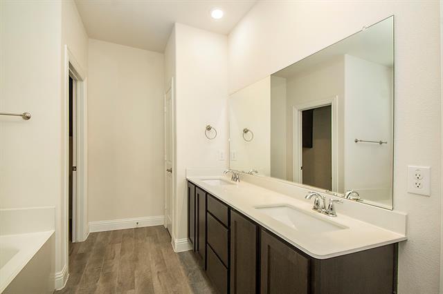 Building Photo - 3016 Cerro Ranch Rd
