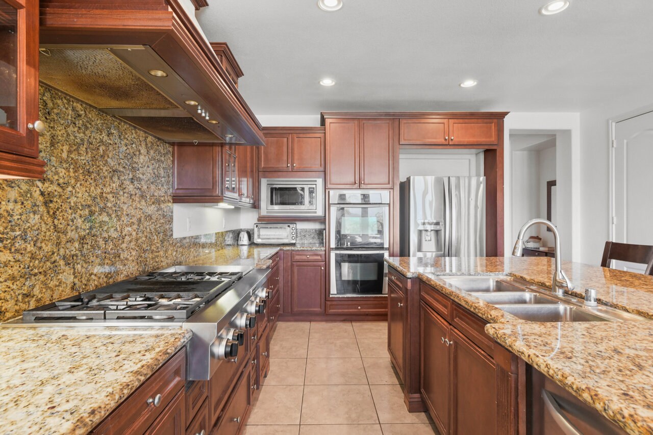 Building Photo - 2917 Babbling Brook Rd