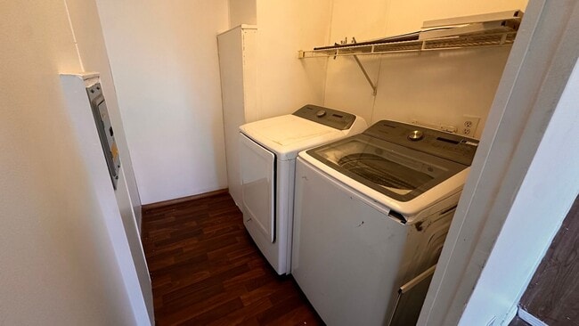 Building Photo - 3 bed 2 bath Mobile Home located in the heart of Las Cruces!