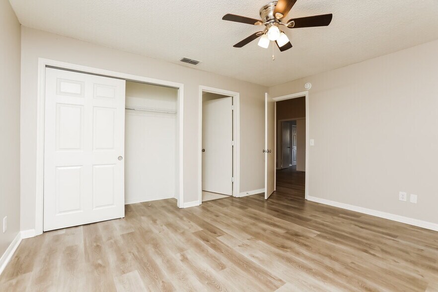Building Photo - 1259 Adirondack Ct