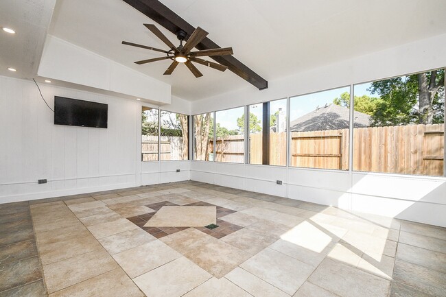 Building Photo - 19734 Redroot Dr