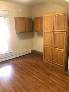 Building Photo - 515 S Fess Ave