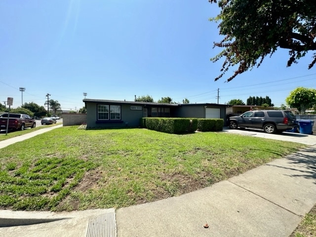 Building Photo - 620 Van Wig Ave