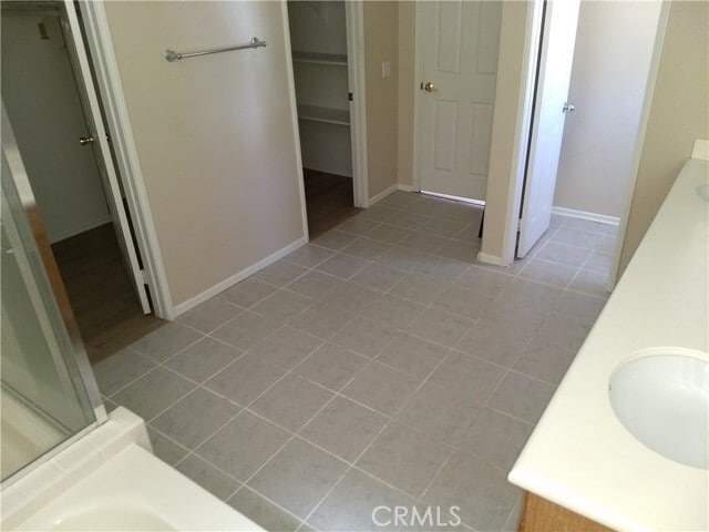Building Photo - 23810 Golden Pheasant Ln
