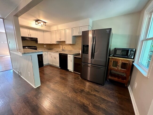 Building Photo - Newly Renovated 3-Bedroom Single Family Home in Darby! Available NOW!