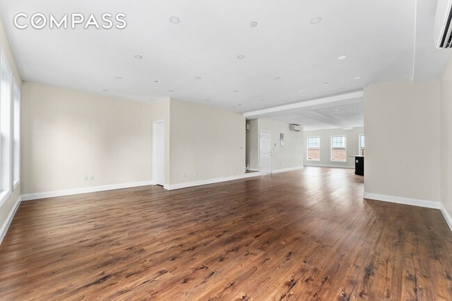 Building Photo - 217 Butler St