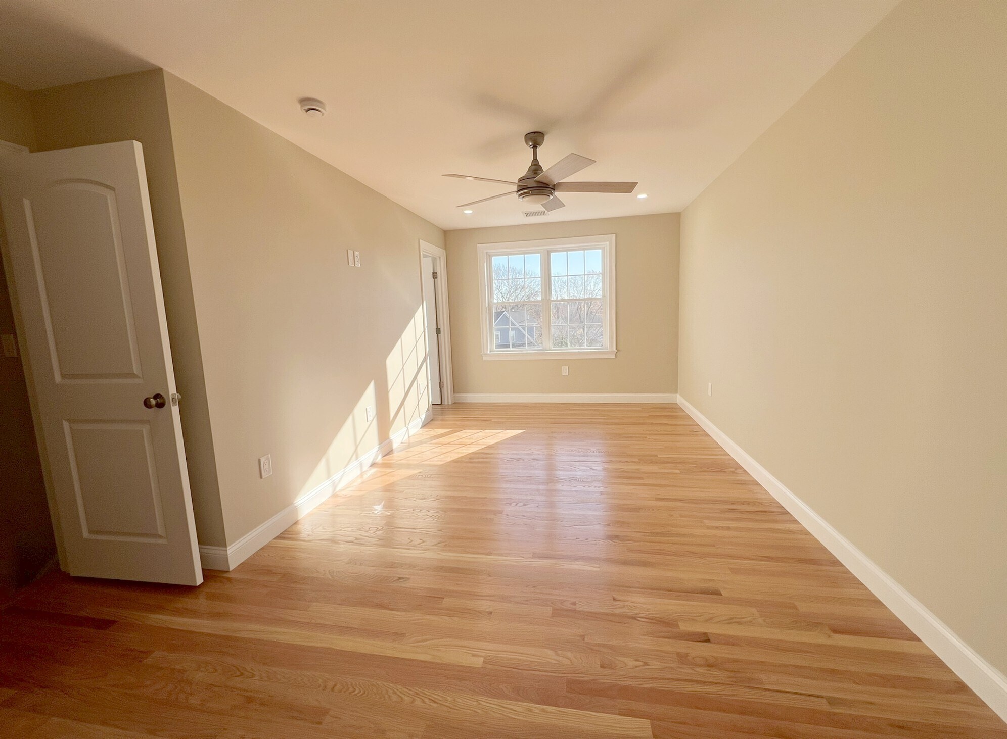Building Photo - 17 Belknap St