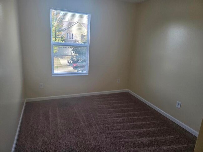 Building Photo - 1133 Topp Creek Dr