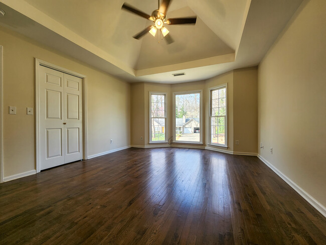 Building Photo - 2485 Zachary Woods Dr NW