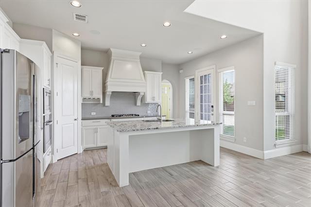 Building Photo - 500 Loma Alta Dr