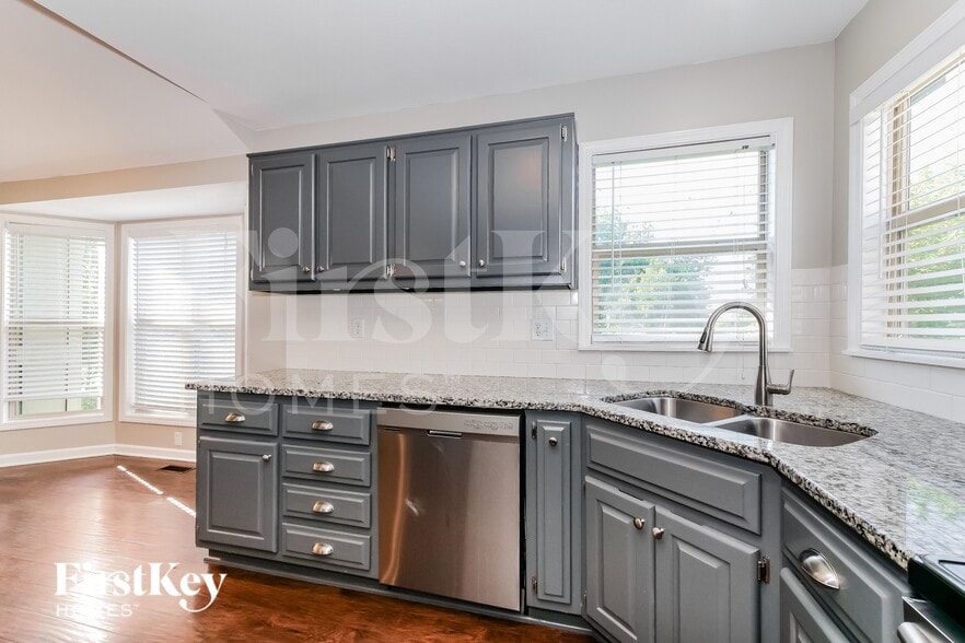 Building Photo - 9503 W 48th St