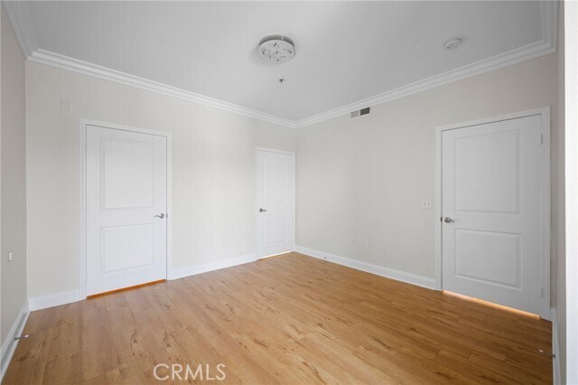 Building Photo - 6938 Laurel Canyon Blvd