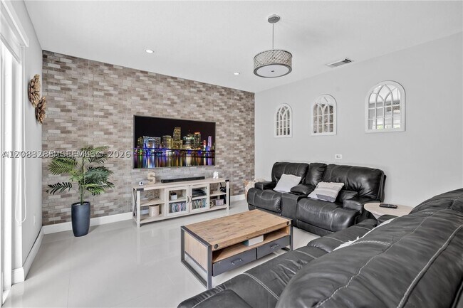 Building Photo - 15877 SW 61st Way
