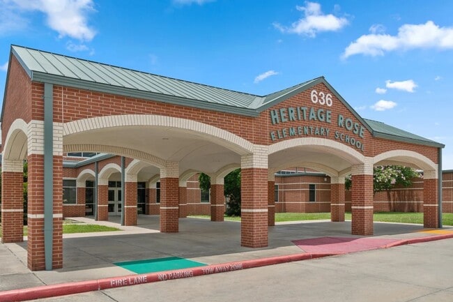 Building Photo - 607 Montebello Ct