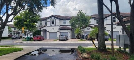 Building Photo - 11476 NW 77th Ln