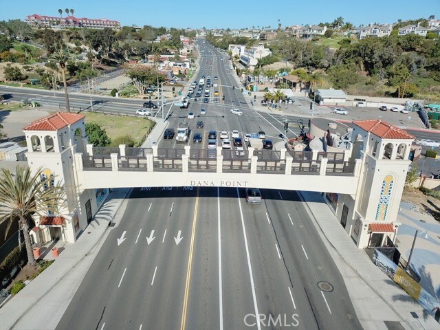 Building Photo - 1207 Doheny Way