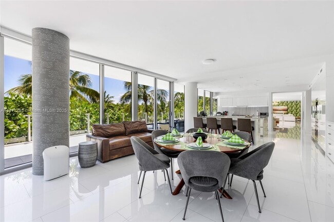 Building Photo - 1 Collins Ave