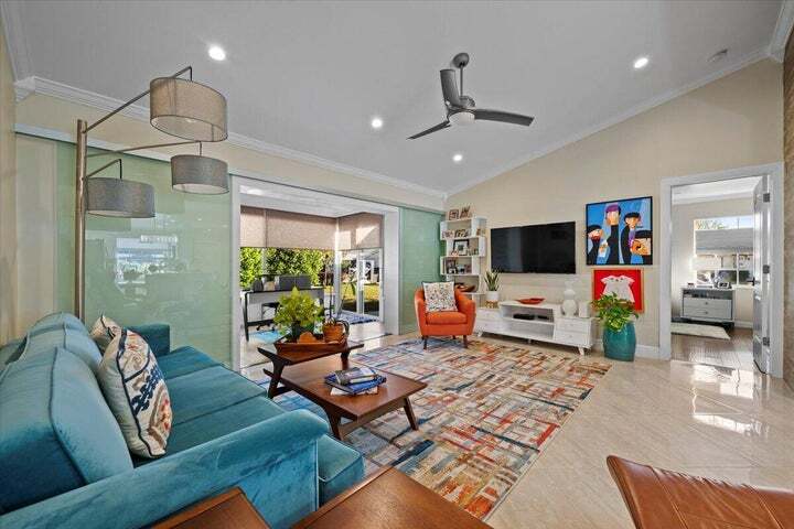 Building Photo - 102 Doe Trail