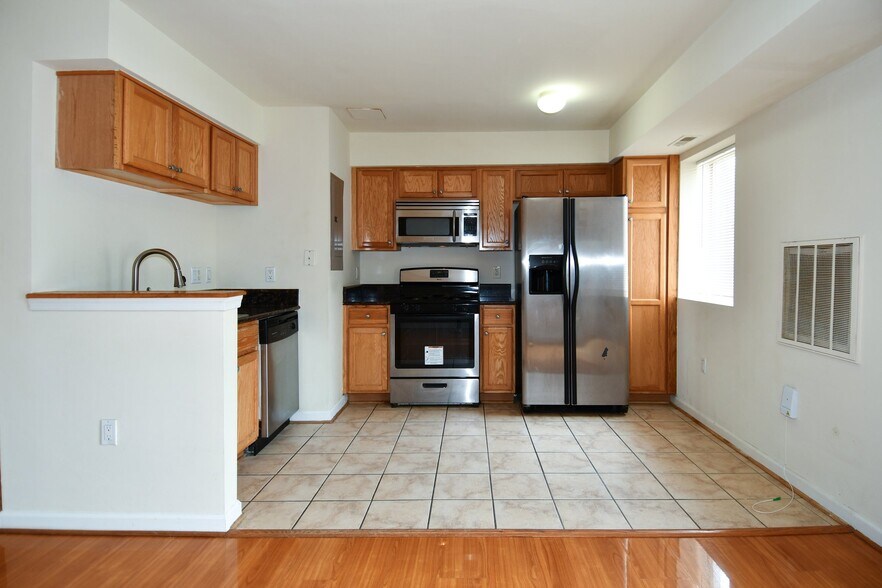 Building Photo - 4116 Ames St NE