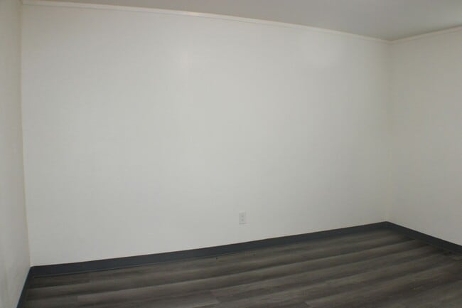 Building Photo - 12226 James St
