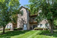 Building Photo - $1,295 | 2 Bedroom, 2 Bathroom Condo | Pet...