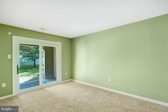 Building Photo - 69 Bridgewater Dr
