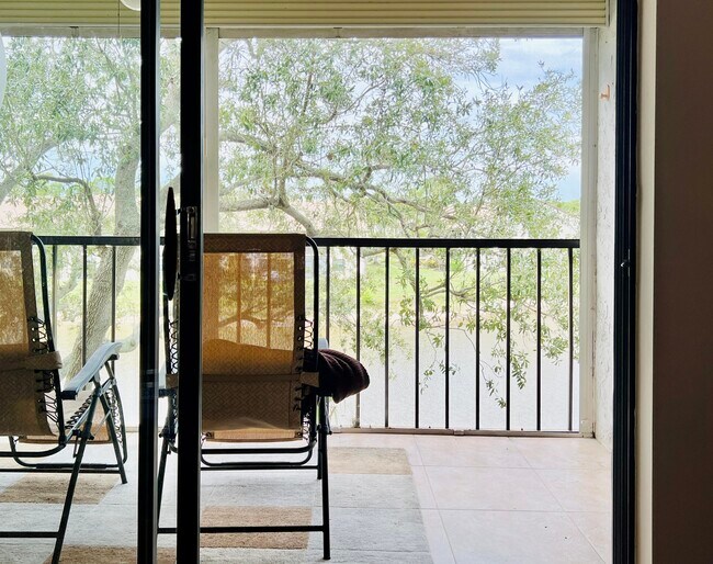 Building Photo - 4725 Lucerne Lakes Blvd E