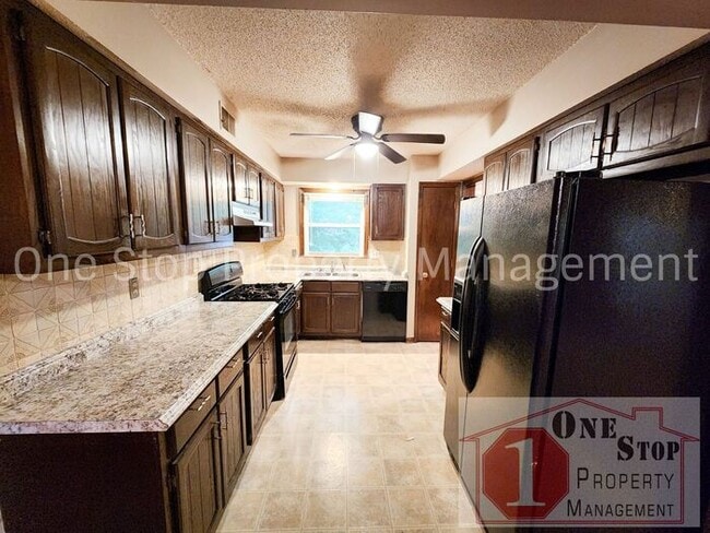 Building Photo - Great 3 bedroom, 2 bath home in Independence!