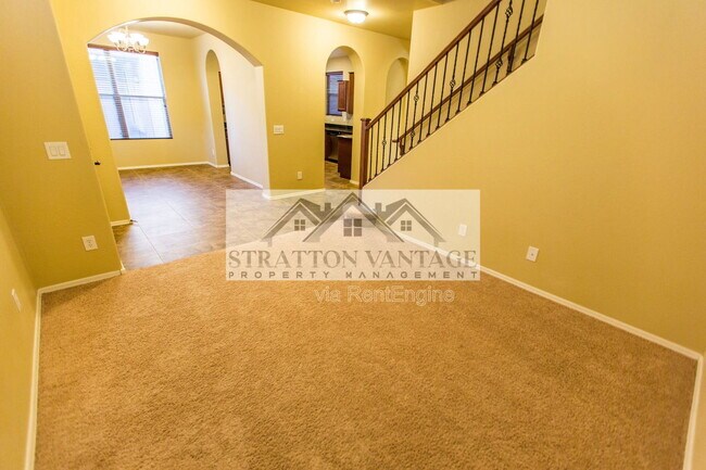 Building Photo - 976 S Adam Way