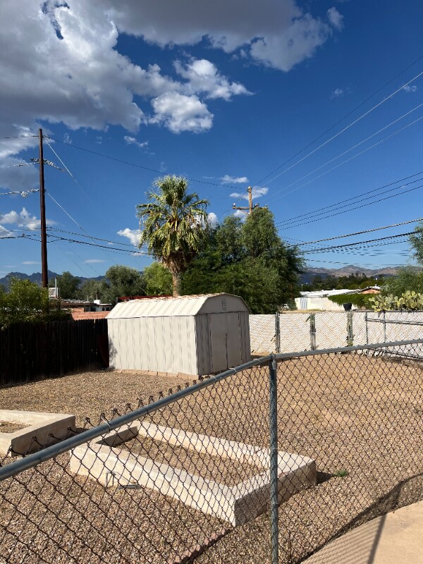 Building Photo - 7941 E Hayne Pl