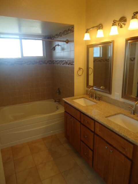 Building Photo - East Vallejo Beauty Available 6/7/26