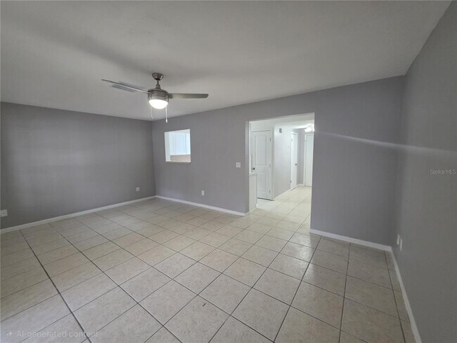 Building Photo - 11038 Regency Commons Ct