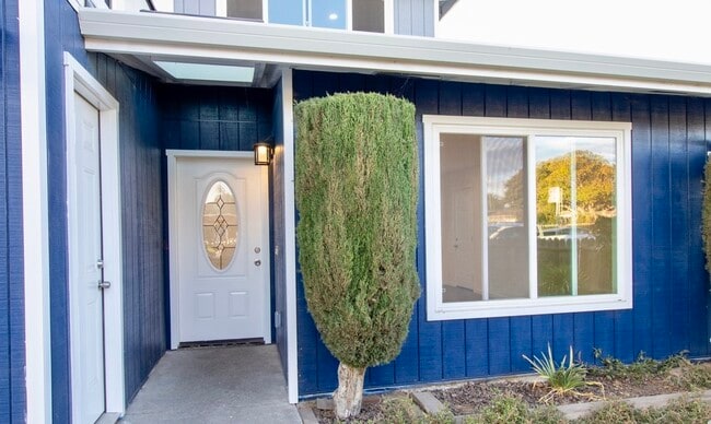 Building Photo - 1771 Tulane Ave