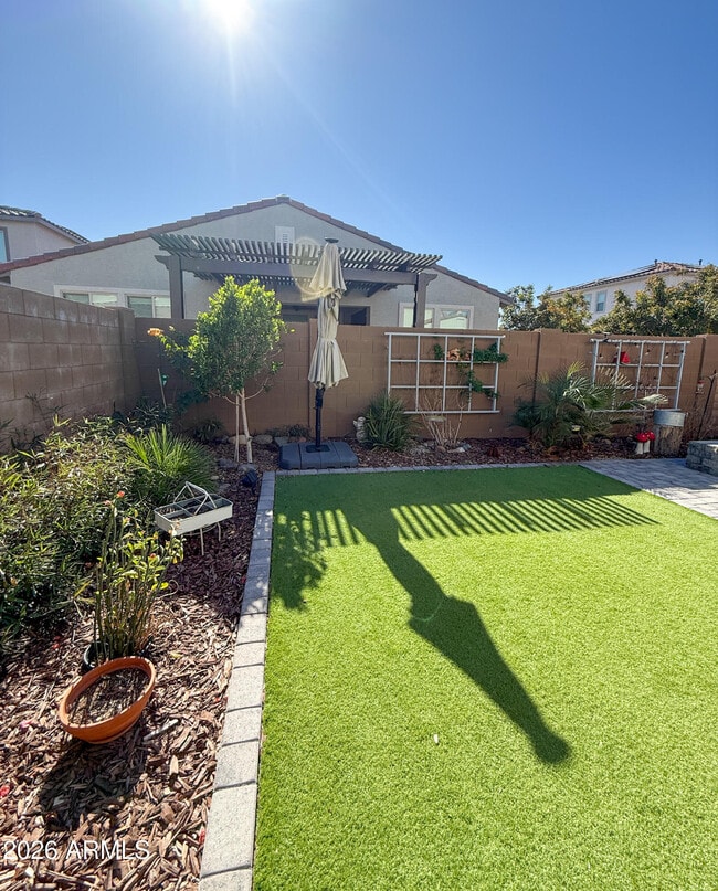 Building Photo - 17859 W Indigo Brush Rd