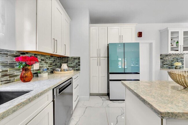 Building Photo - 1700 Cleveland Rd