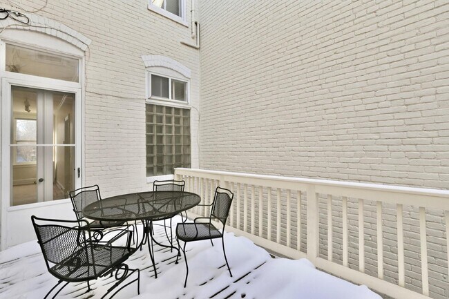 Building Photo - 1635 35th St NW