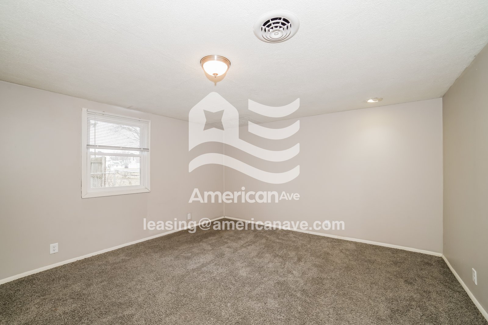 Building Photo - 302 Wagner St