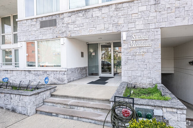 Building Entrance - Sutton Meadows
