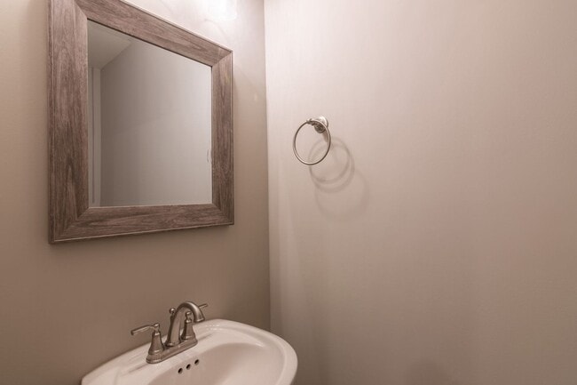 Building Photo - 1031 C P Stewart Blvd