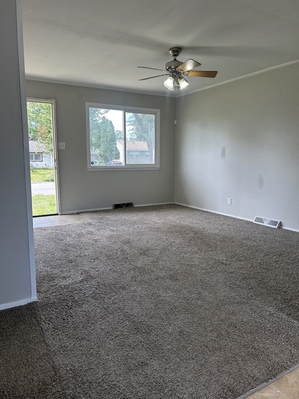 Building Photo - 253 Jacolyn Dr NW
