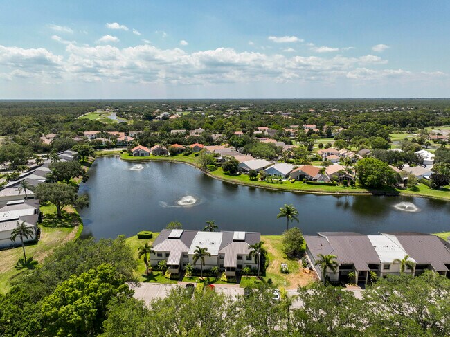 Building Photo - 12829 Briarlake Dr