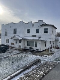 Building Photo - 220 N Main St