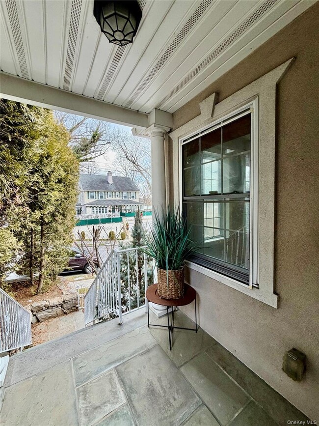 Building Photo - 440 Highland Ave