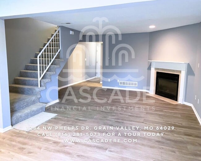 Building Photo - 1286 NW Phelps Dr