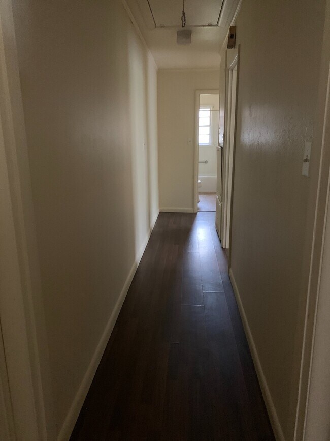 Building Photo - Cozy 2 Bedroom Apartment with 800 sqft in Jonesboro, AR - A Must-See Rental Property!