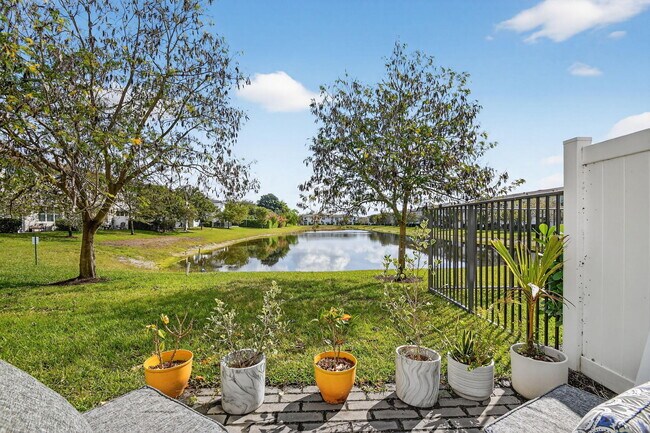 Building Photo - 4790 Navali Dr