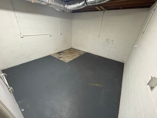 Building Photo - FOR LEASE- SINGLE-FAMILY HOME IN HARTSVILLE!