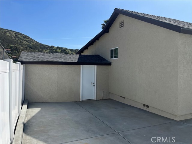 Building Photo - 9335 Chimney Rock Ln